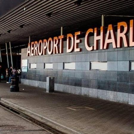 Station 173 C Bruxelles-Charleroi-Airport Apartman Kültér fotó